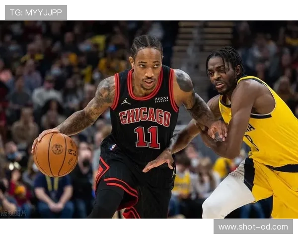 巴恩斯利用突破拉开空间，提升球队关键时刻得分效率