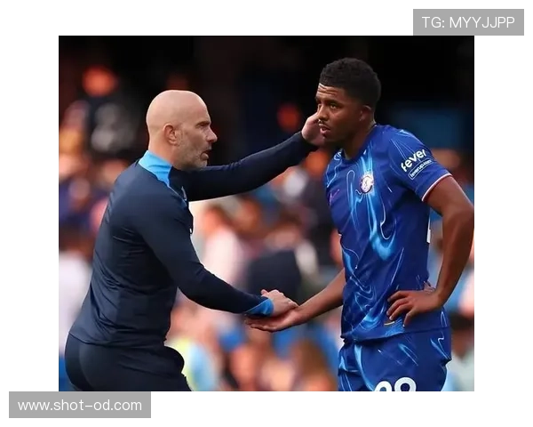 切尔西防线磨合仍不稳定，关键比赛阶段稳定性面临考验